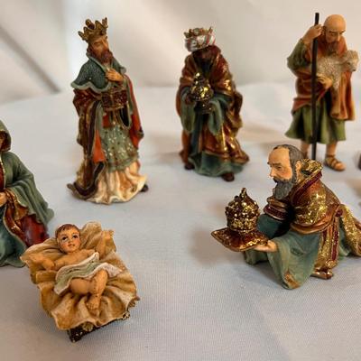Studio 56 & Kirkland Porcelain Nativity Sets Plus More (L-RG)