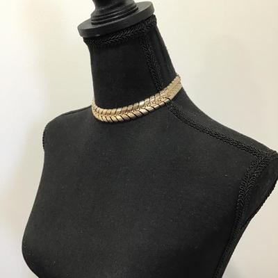 Beautiful, gold, toned, vintage, choker necklace