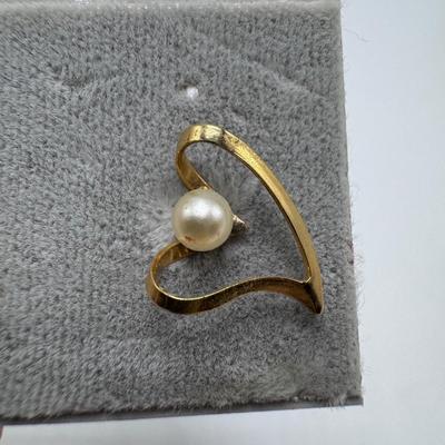 14K Stud Earrings (ST-DZ)