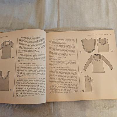 Books & Vintage Sewing Patterns (BD-JS)
