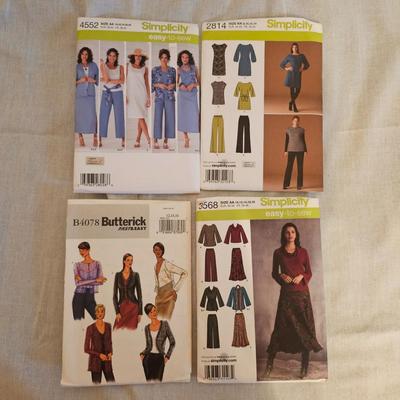 Books & Vintage Sewing Patterns (BD-JS)