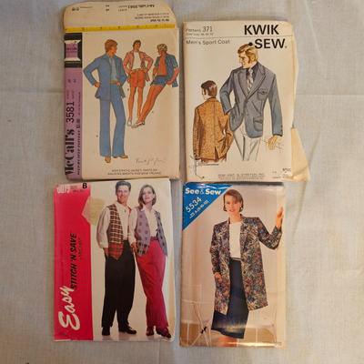 Books & Vintage Sewing Patterns (BD-JS)