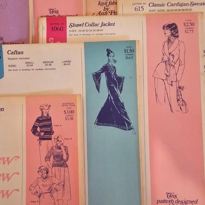 Books & Vintage Sewing Patterns (BD-JS)