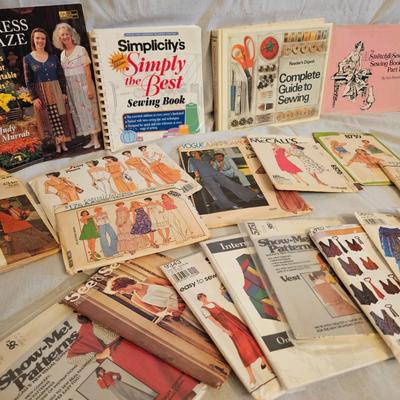 Books & Vintage Sewing Patterns (BD-JS)