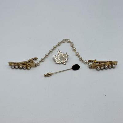 Gorham Full Lead Crystal Snowflake and Other Vintage Brooches and Pendants (ST-DZ)