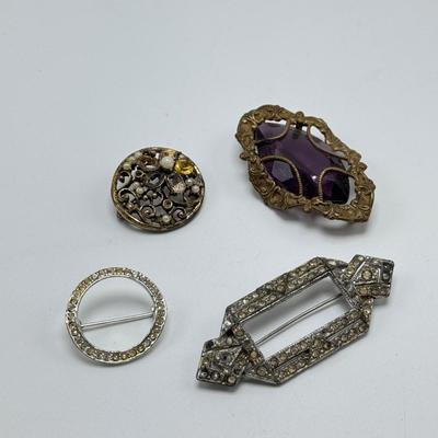 Gorham Full Lead Crystal Snowflake and Other Vintage Brooches and Pendants (ST-DZ)