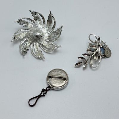 Gorham Full Lead Crystal Snowflake and Other Vintage Brooches and Pendants (ST-DZ)