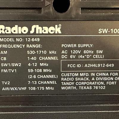 Radio Shack SW100 12-649A Multiband Receiver Shortwave AM/FM