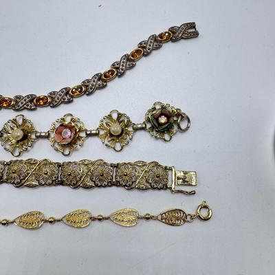 Assortment of Vintage Jewelry and More! (ST-DZ)