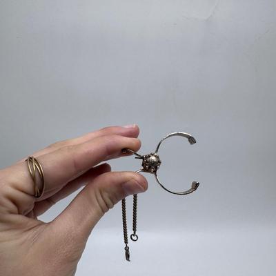 Assortment of Vintage Jewelry and More! (ST-DZ)