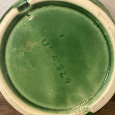 USA Green pottery vase with birds