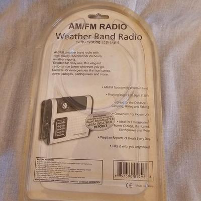 iPod Shuffle 1GB and Assorted Small Electronics (BO-JS)