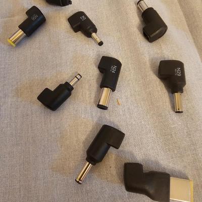 iPod Shuffle 1GB and Assorted Small Electronics (BO-JS)