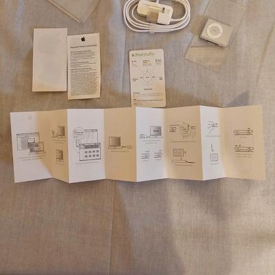 iPod Shuffle 1GB and Assorted Small Electronics (BO-JS)