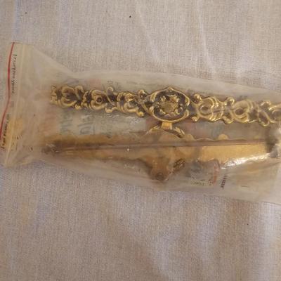 Solid Brass Embroidery Hangers from Denmark (BO-JS)