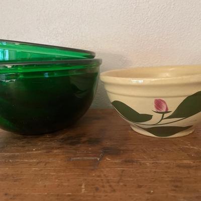 Bowls and German sign