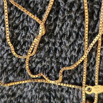 14K Gold & Diamond Necklace.