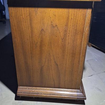 Set of Night Stands Walnut