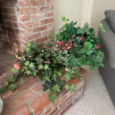 Faux plants (2)