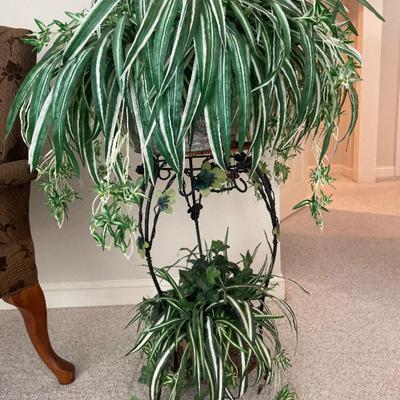 Faux tall spider plant