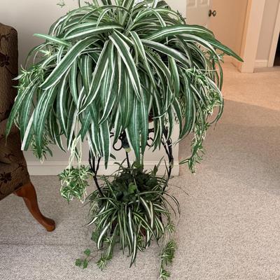 Faux tall spider plant