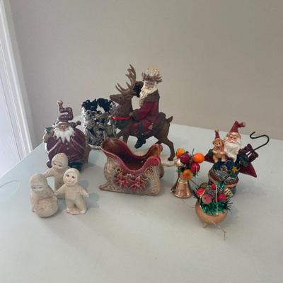 Christmas figurines with snow babies