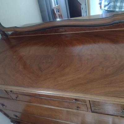 Antique Flame Mahogany Four Over Two Chest of Drawers with Swivel Mirror