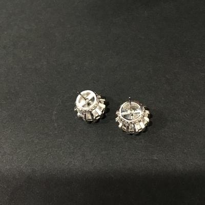 Beautiful, large, chunky crystal rhinestone stud Earrings