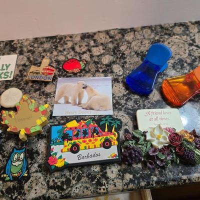 Kitchen refrigerator Magnet & Linen Lot with an apron and coasters