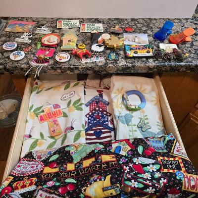 Kitchen refrigerator Magnet & Linen Lot with an apron and coasters