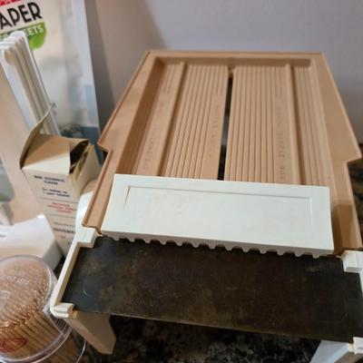 Large Kitchen Gadget & Tool Lot – Mandoline, decorative Rolling Pin, Skewers & More