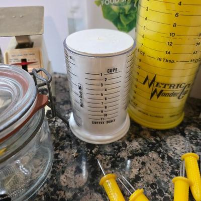 Large Kitchen Gadget & Tool Lot – Mandoline, decorative Rolling Pin, Skewers & More