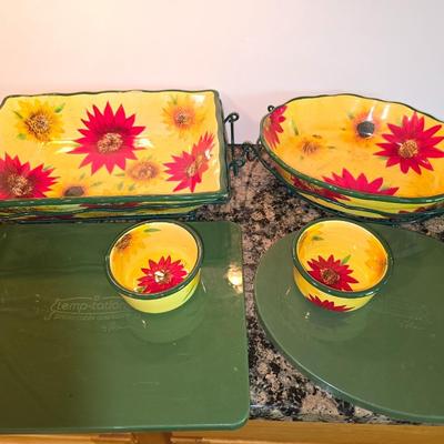 Temp-tations Presentable Ovenware Set – Sunflower Floral Pattern (8 Pieces)