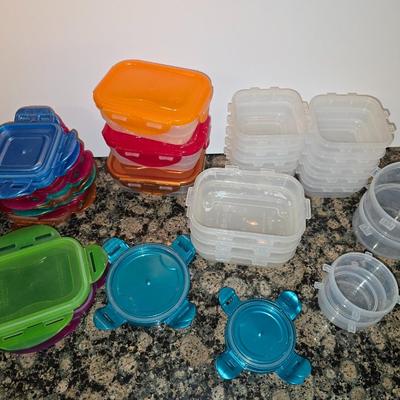 Large Locking Lid Food Storage Container Lot – 20+ Pieces