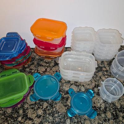 Large Locking Lid Food Storage Container Lot – 20+ Pieces
