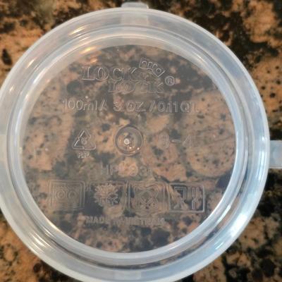 Large Locking Lid Food Storage Container Lot – 20+ Pieces