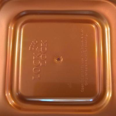 Large Locking Lid Food Storage Container Lot – 20+ Pieces
