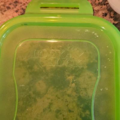 Large Locking Lid Food Storage Container Lot – 20+ Pieces