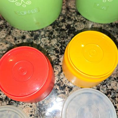 Vintage Tupperware Canisters & Mini Containers – Retro Kitchen