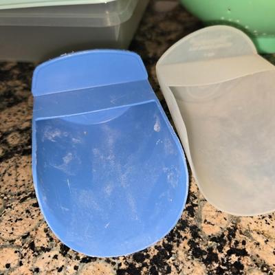 Vintage Tupperware Kitchen Utility Lot – Containers, Funnel, Tools & More