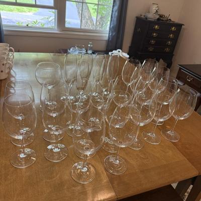 Lot of beautiful glassware