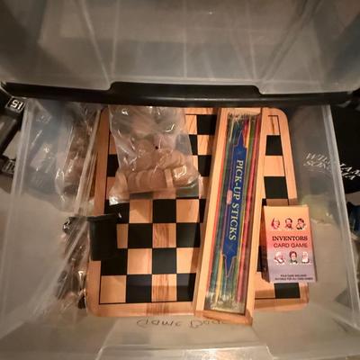 Lot of games, army men and building toys