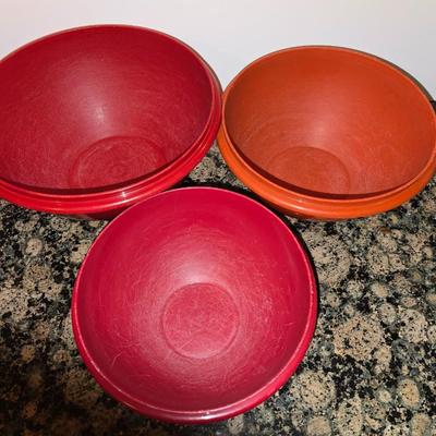 Vintage Tupperware & Plastic Mixing Bowl Lot