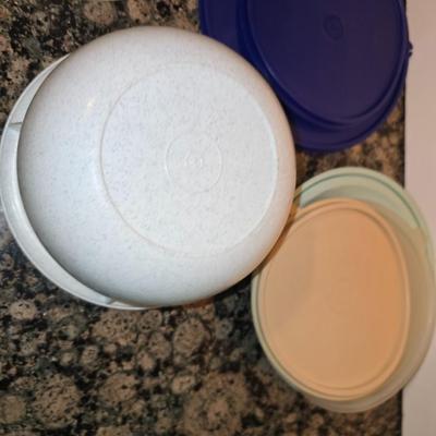 Vintage Tupperware & Plastic Mixing Bowl Lot