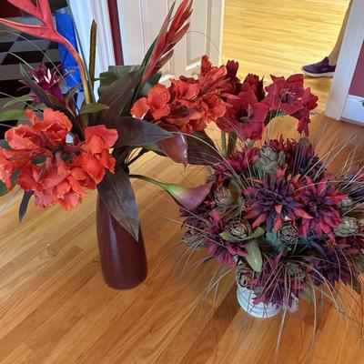 Lot of three colorful silk flower arrangements