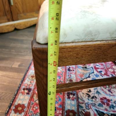 Oak Table 45"x44" w 5 10" Leaves on Casters w 6 Chairs by McNeill Chair Co