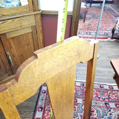 Oak Table 45"x44" w 5 10" Leaves on Casters w 6 Chairs by McNeill Chair Co