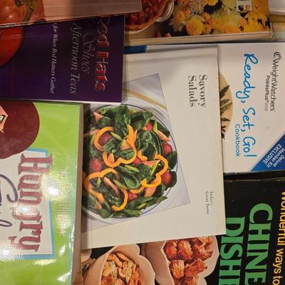 Large Lot of 30+ Cookbooks – Crockpot, Healthy, Vintage & More!