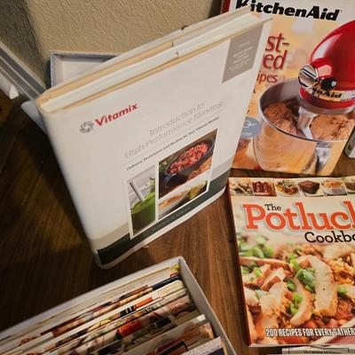 Large Lot of 30+ Cookbooks – Crockpot, Healthy, Vintage & More!