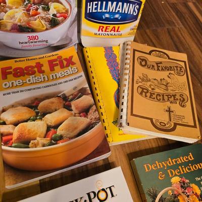 Large Lot of 30+ Cookbooks – Crockpot, Healthy, Vintage & More!